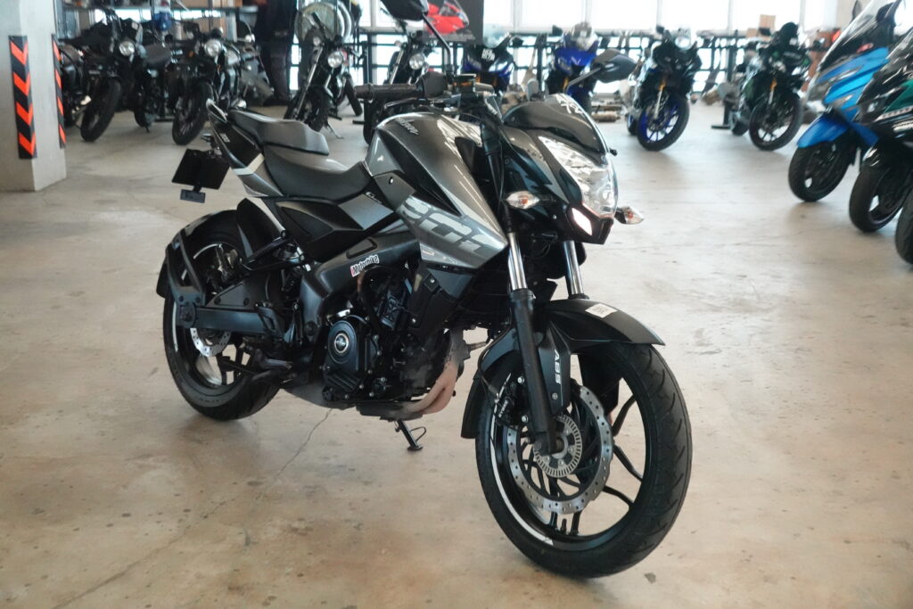 Modenas Pulsar NS200 Review