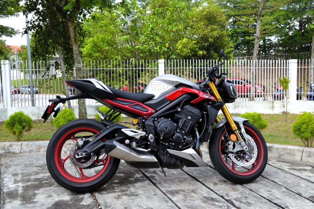 Triumph Street Triple 765 RX Review