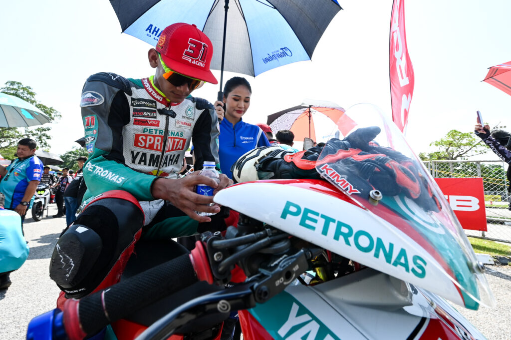 PETRONAS SPRINTA YAMAHA-31 RACING