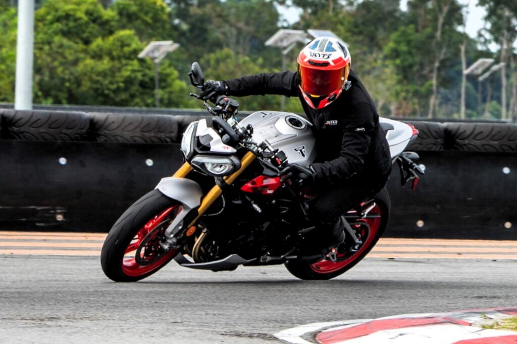 Triumph Street Triple 765 RX Review