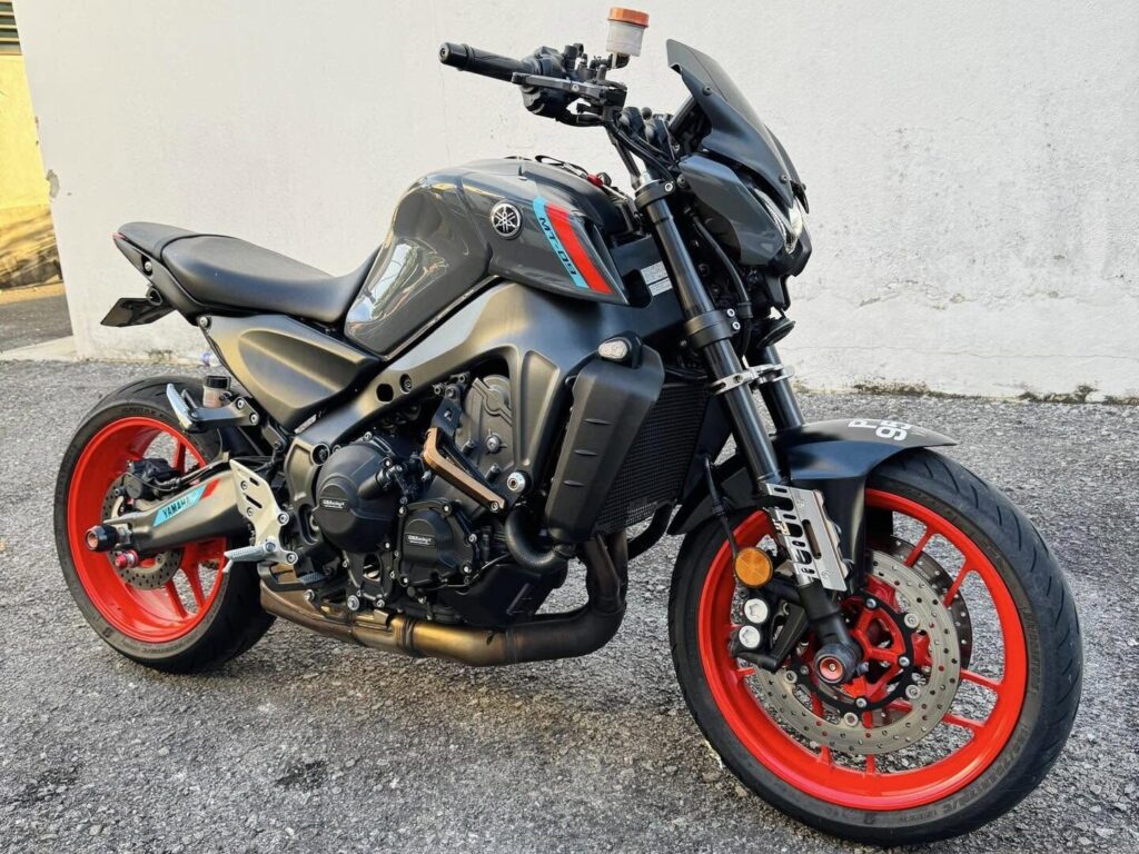 motorcycles for long commutes