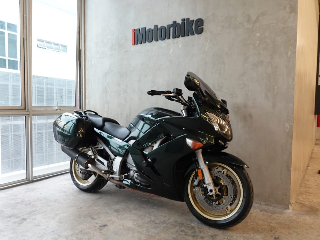 Review Yamaha FJR1300A
