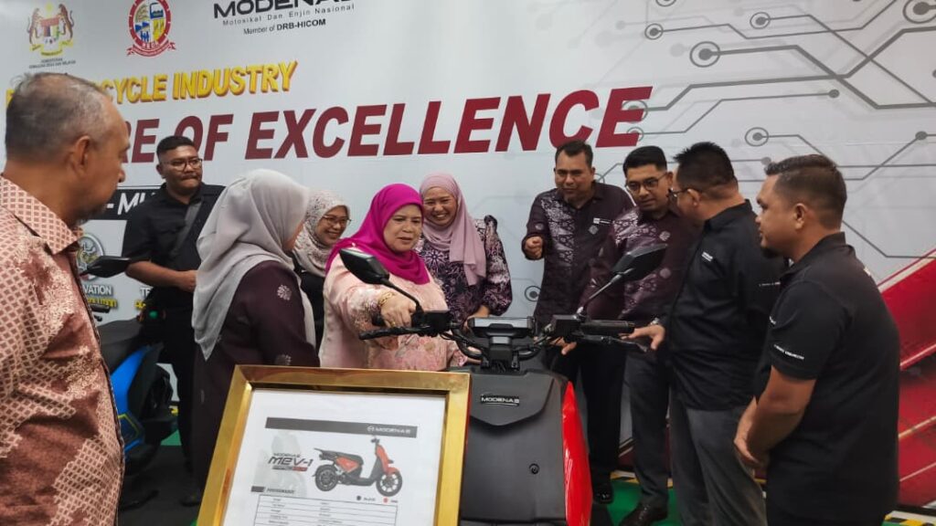 MODENAS