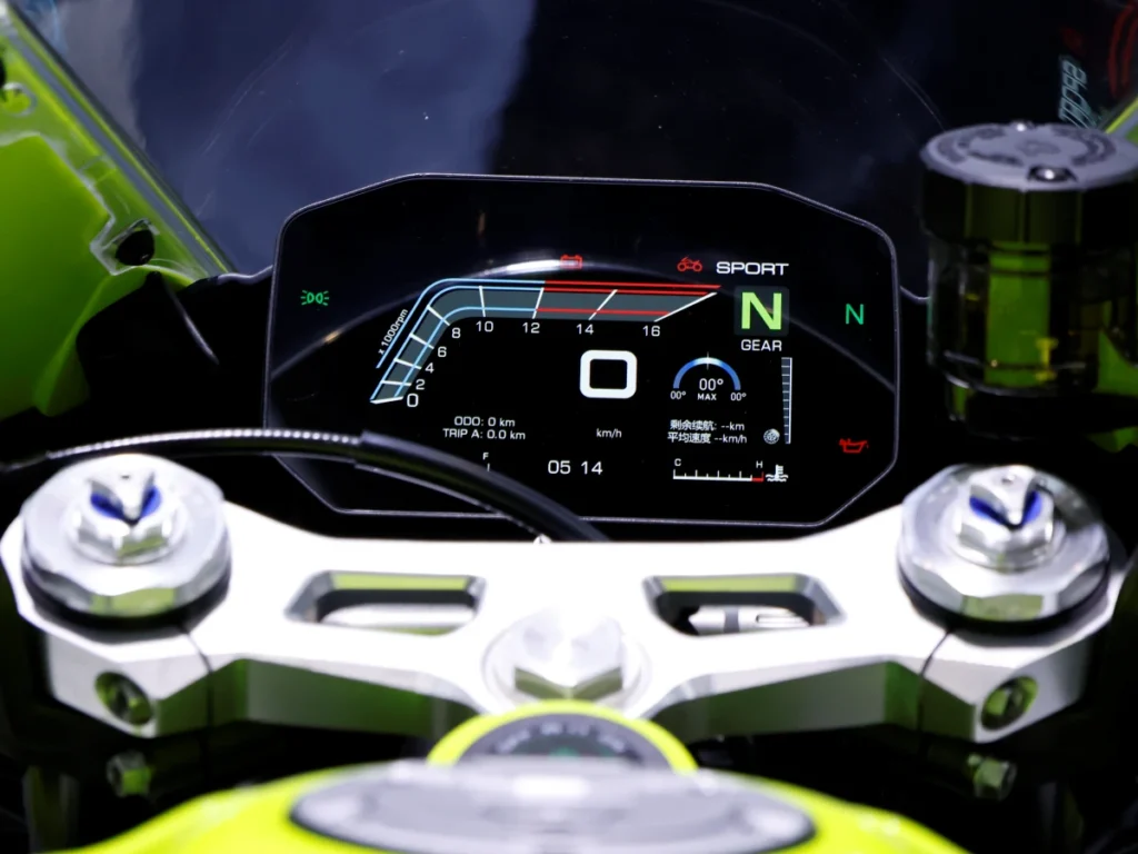 ZXMoto 500RR vs CFMOTO 500SR VOOM