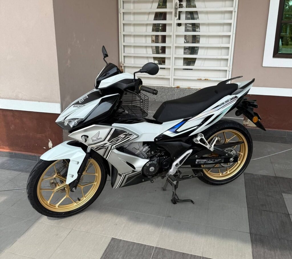 Motor Untuk Gaji RM2500
