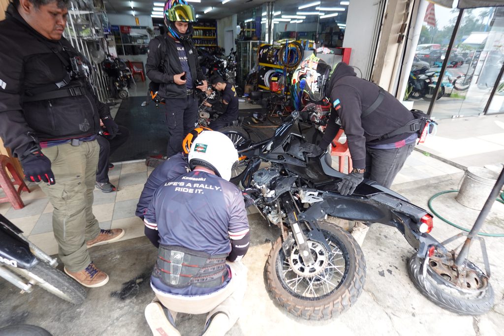 Kawasaki KLE500 Media Ride