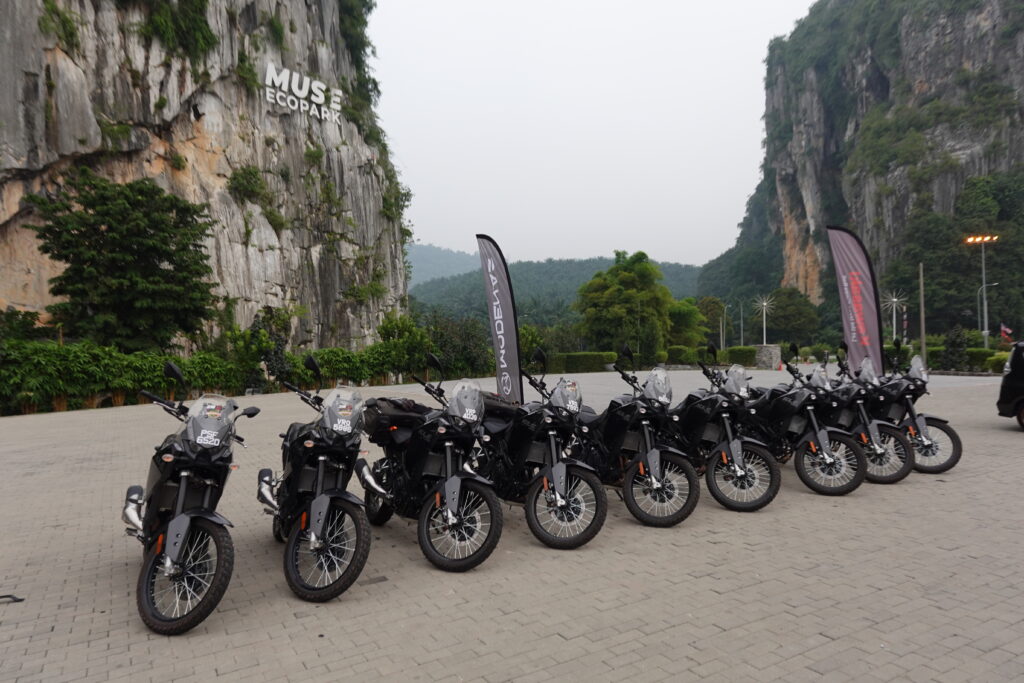 Kawasaki KLE500 Media Ride