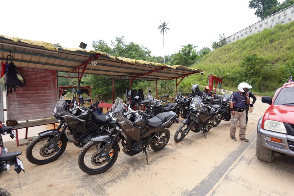 Kawasaki KLE500 Media Ride